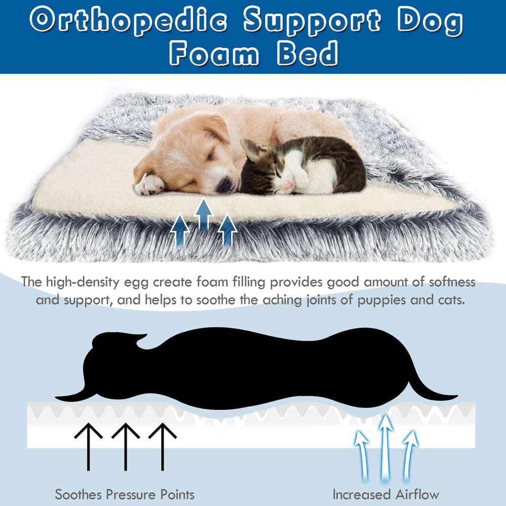 SSAWcasa waterproof bottom helps protect crate floors from spills.