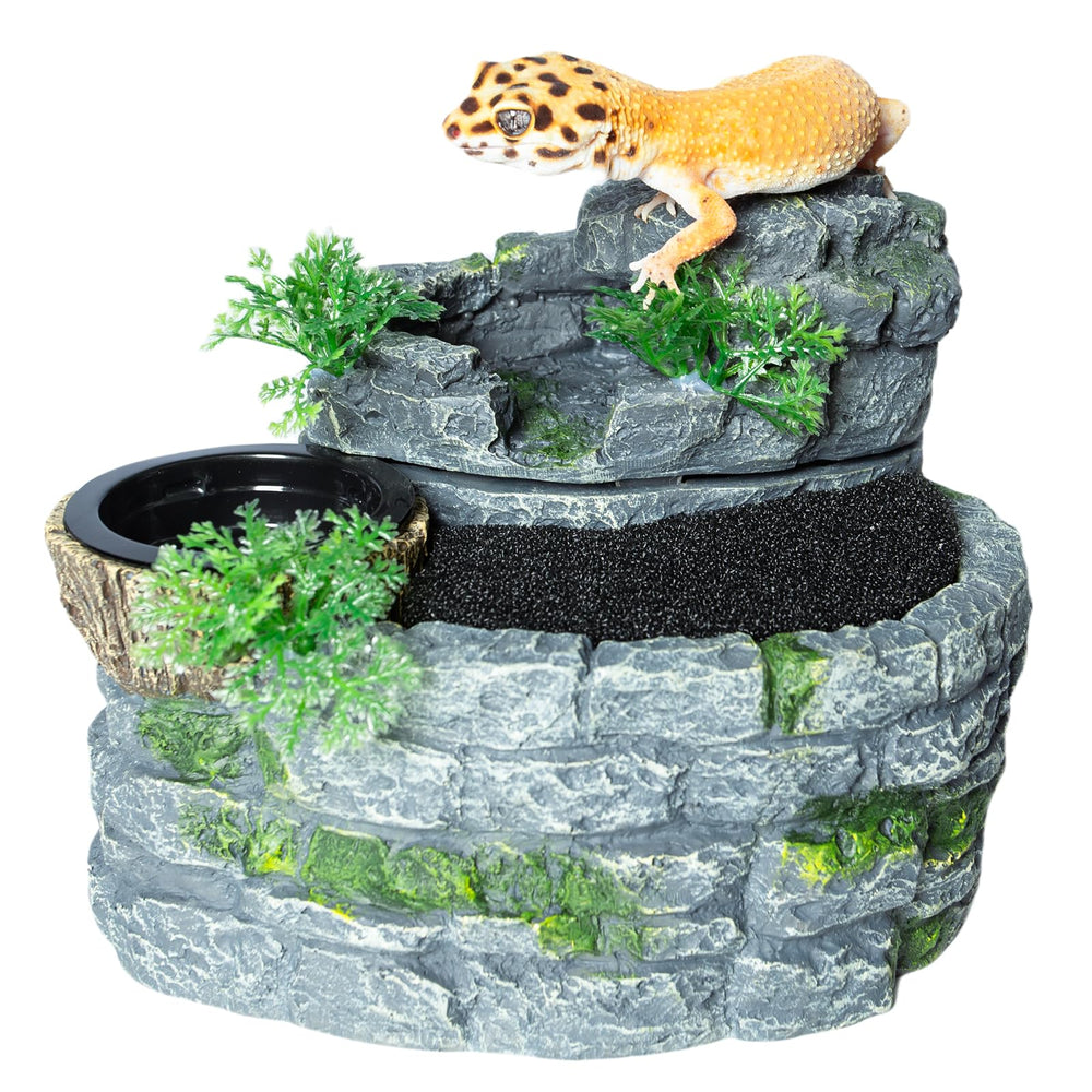 SUKEOPET reptile waterfall fountain 500ml with natural resin finish and hydration-friendly design.