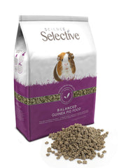 Supreme Petfoods Science Selective guinea pig kibble close-up highlighting fiber-rich bites.