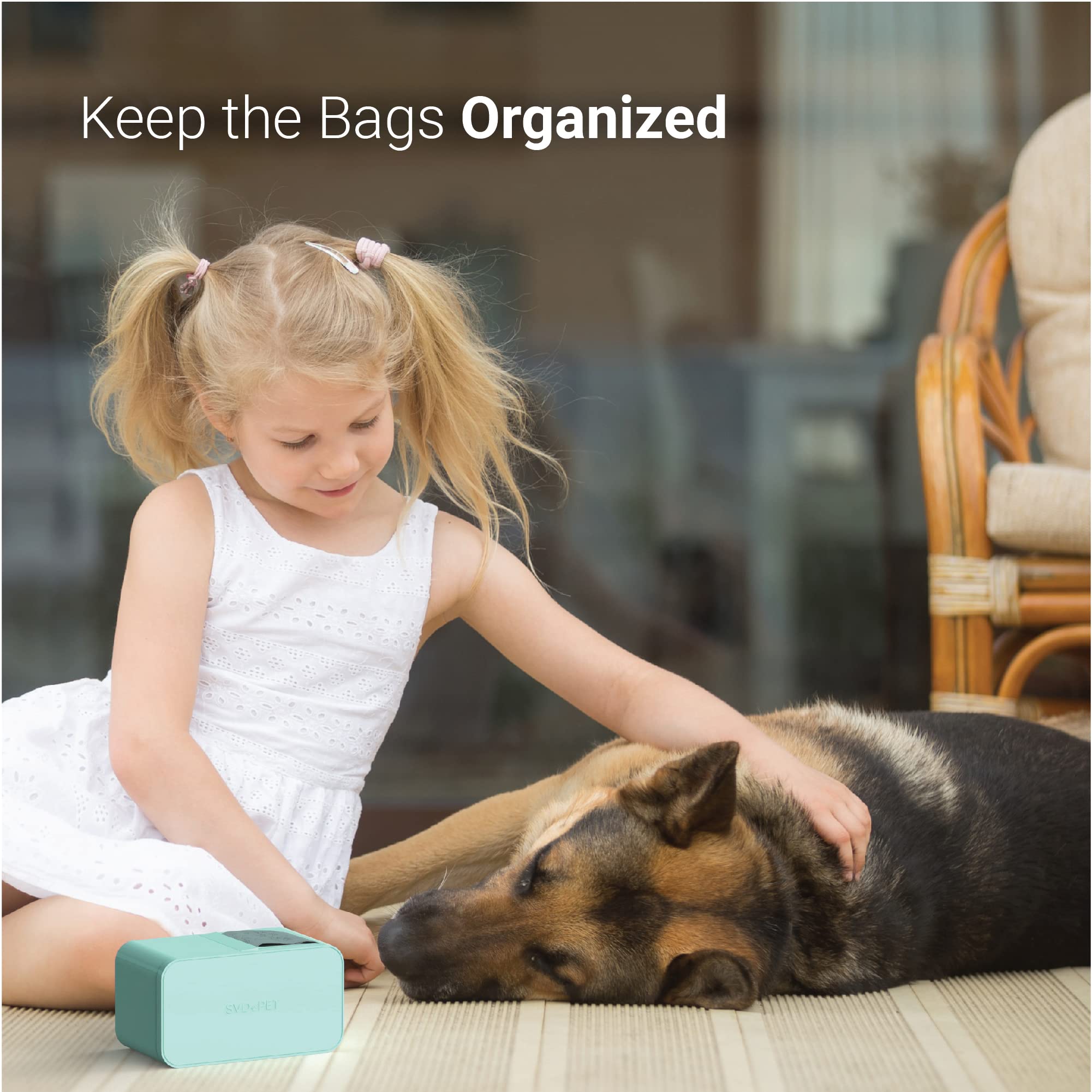 SVD.PET weatherproof plastic protects bags during rain and wet conditions.