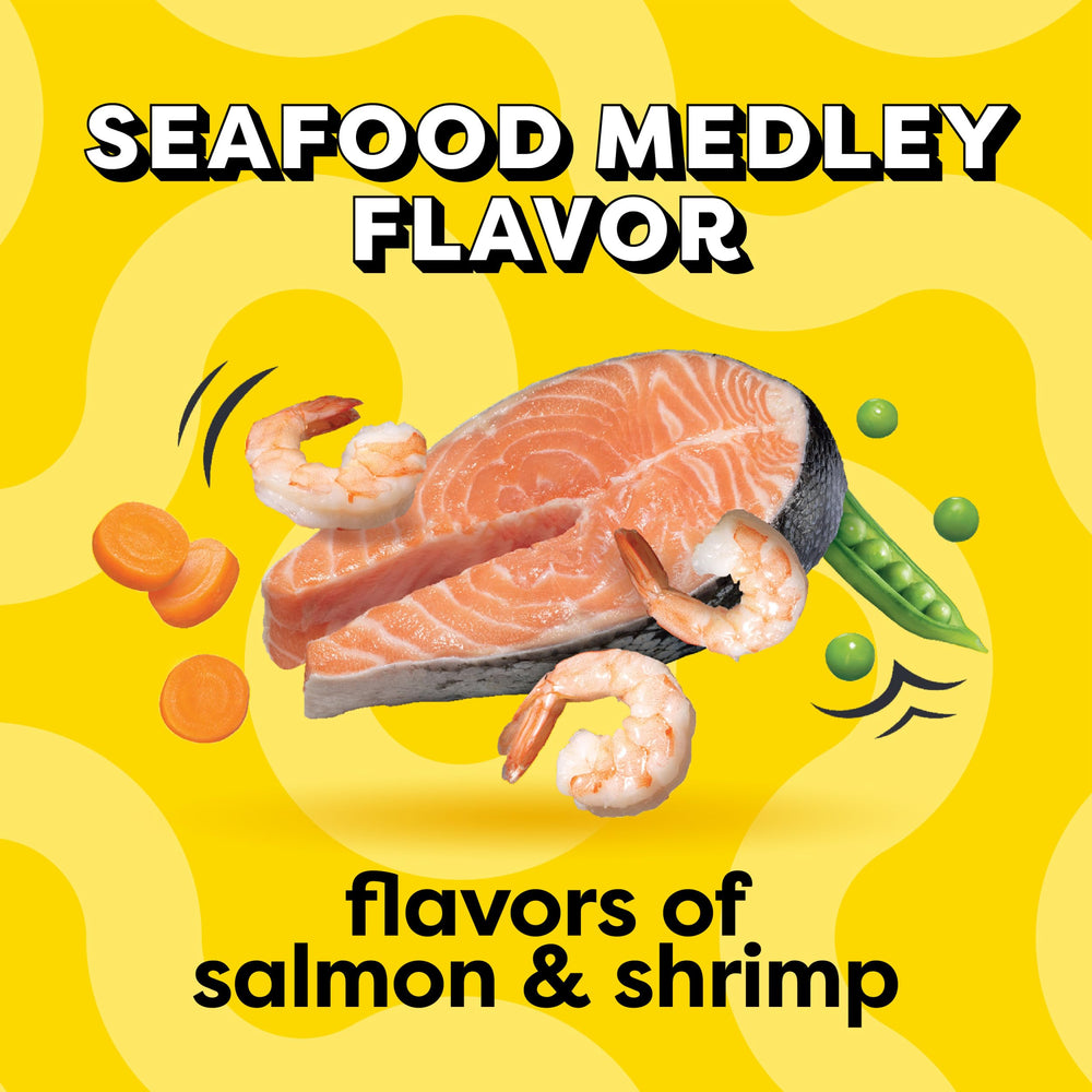 Temptations Seafood Medley bag-front illustrates convenient daily feeding option