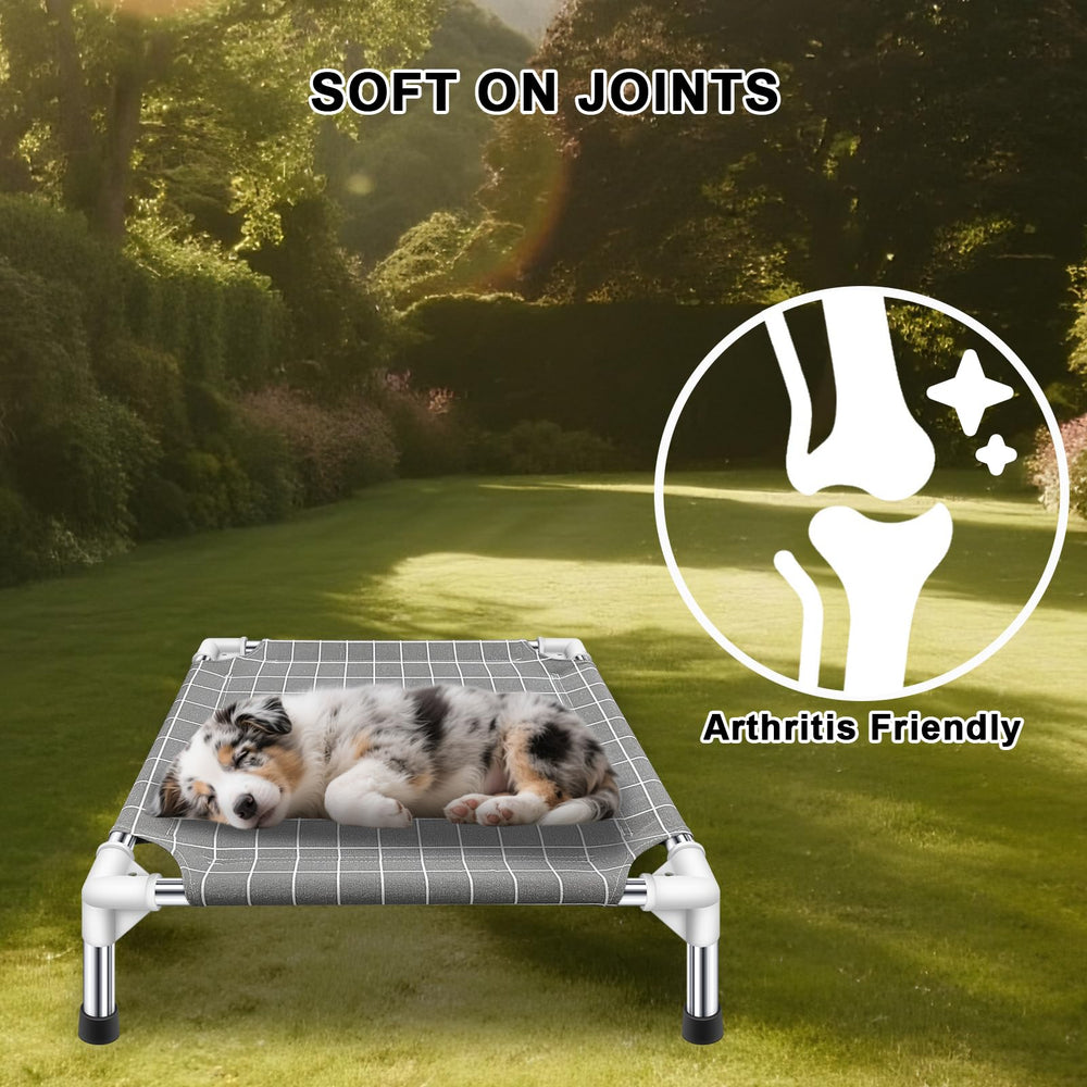 TensorSine ventilated canvas surface keeps small pets cool and comfortable.