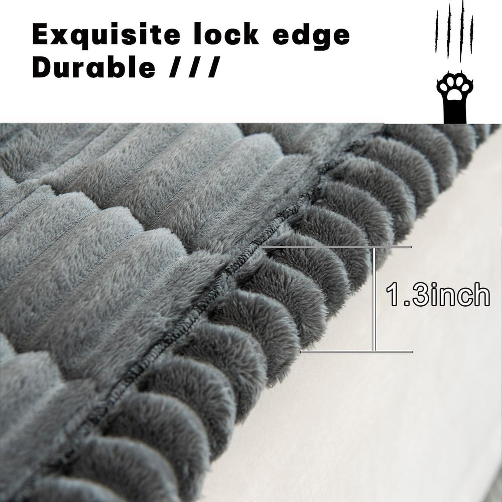 TGODGPY anti-slip silicone particles hold the mat in place for safety.