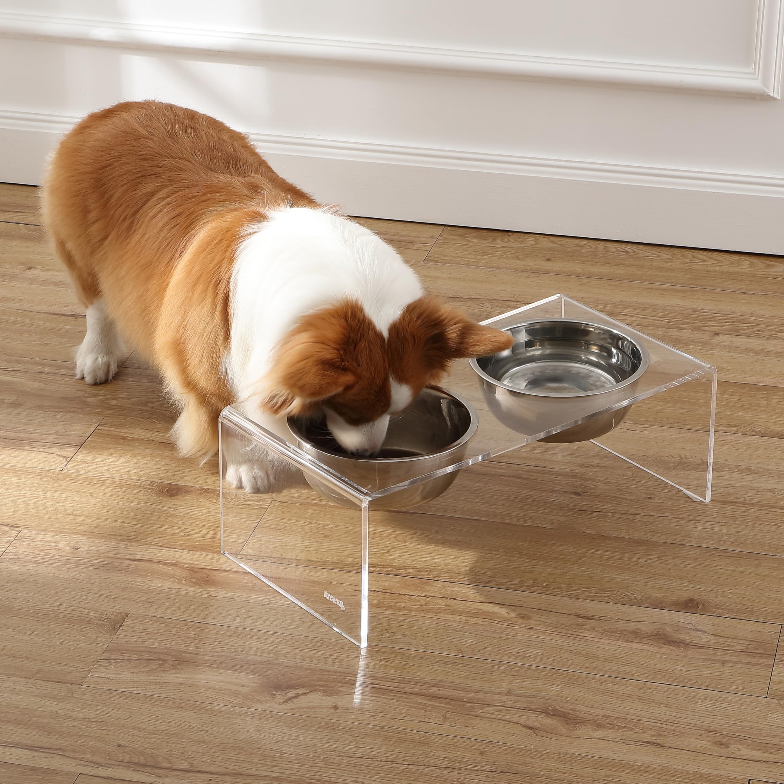THE LICKER STORE Keaton chrome bowls offering a sleek look and easy cleaning.