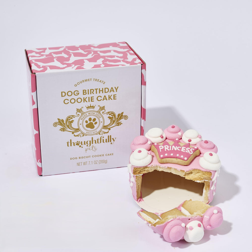 Thoughtfully Pets hollow biscuit cake, easy to break into bite-sized pieces.