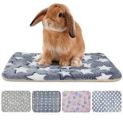 Tierecare guinea pig bed soft bedding offers cozy warmth for small pets