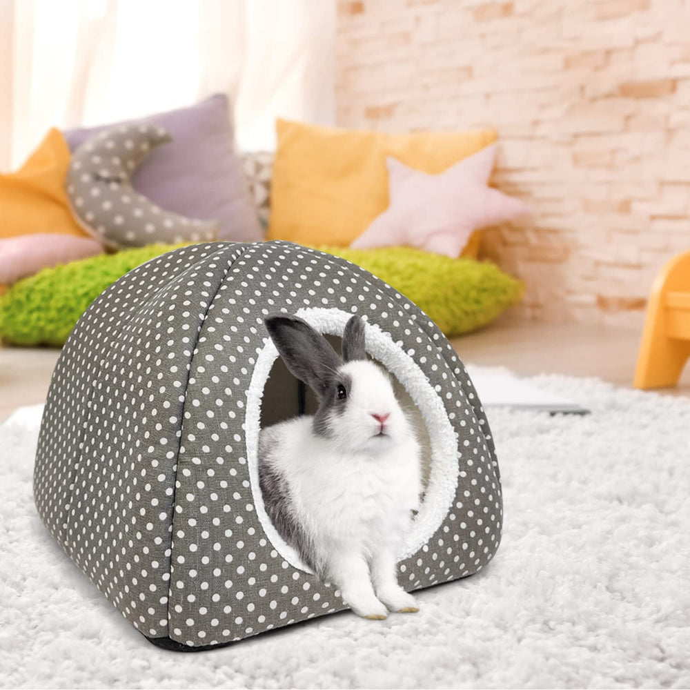 TiereCare Rabbit Hideout wide entrance for easy access in and out.
