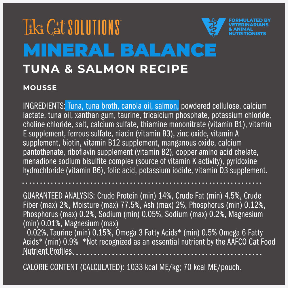 Pouring Mineral Balance Mousse into a dish showcases easy serving and hydration.