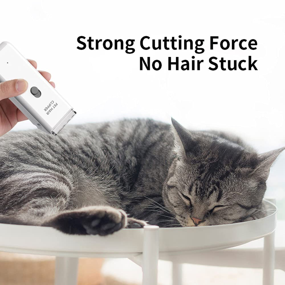 Tileon USB charging lets you groom in the garden or while traveling.