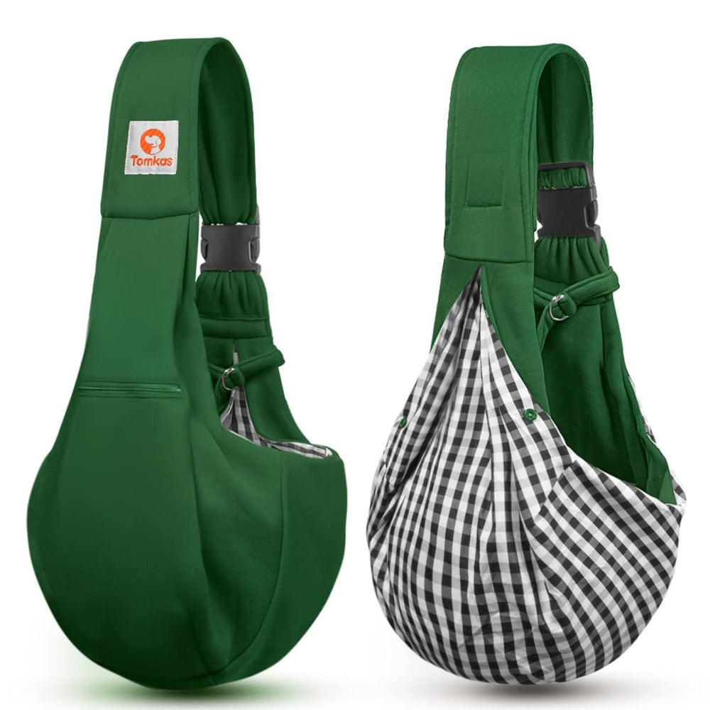 Tomkas sling design with large opening simplifies loading pets.