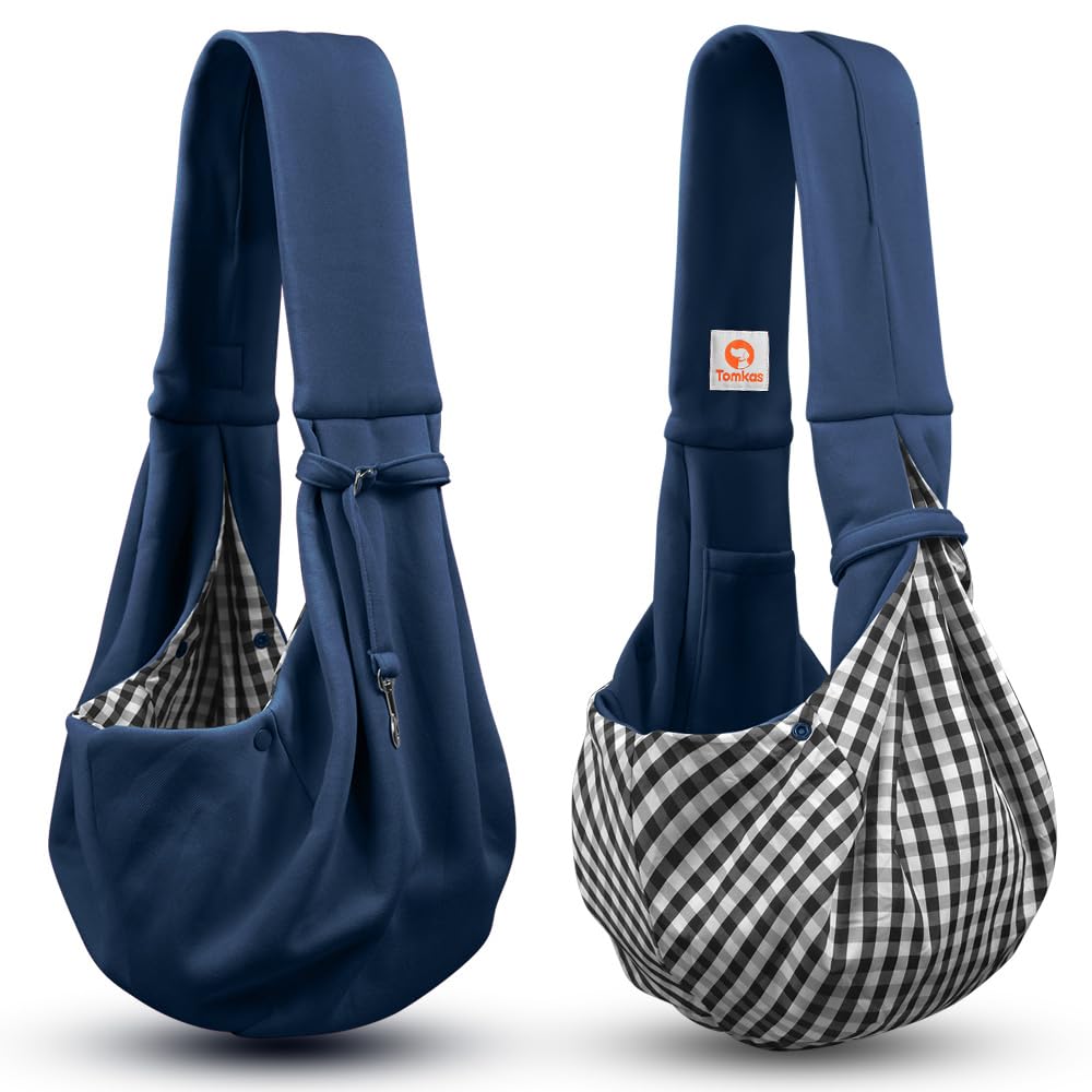 Tomkas travel-friendly bag ready for outings with your pet.
