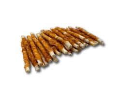 Top Dog Chews twisted form in action; provides entertaining playtime.