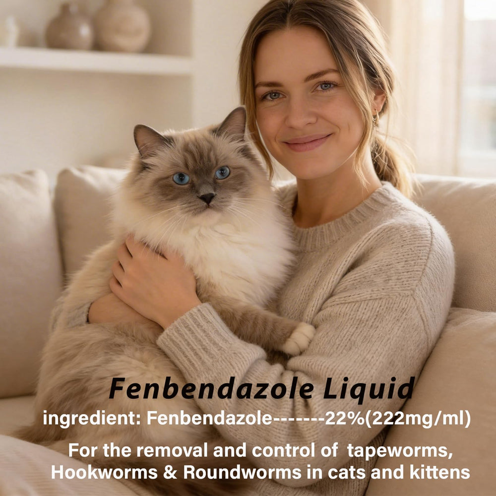 Totoketty dewormer for cats dosing syringe demonstrates precise measurement for weight-based dosing