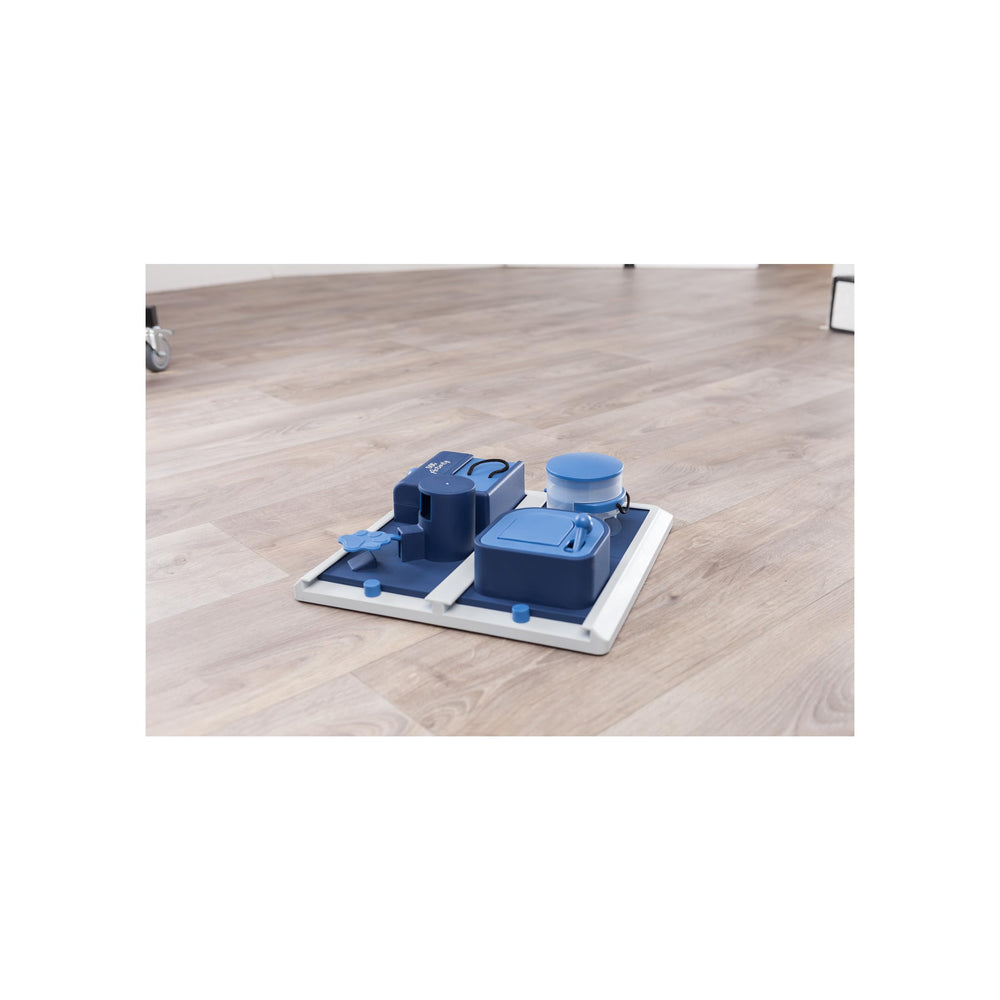 TRIXIE Easy-clean design makes post-play cleanup quick and simple.