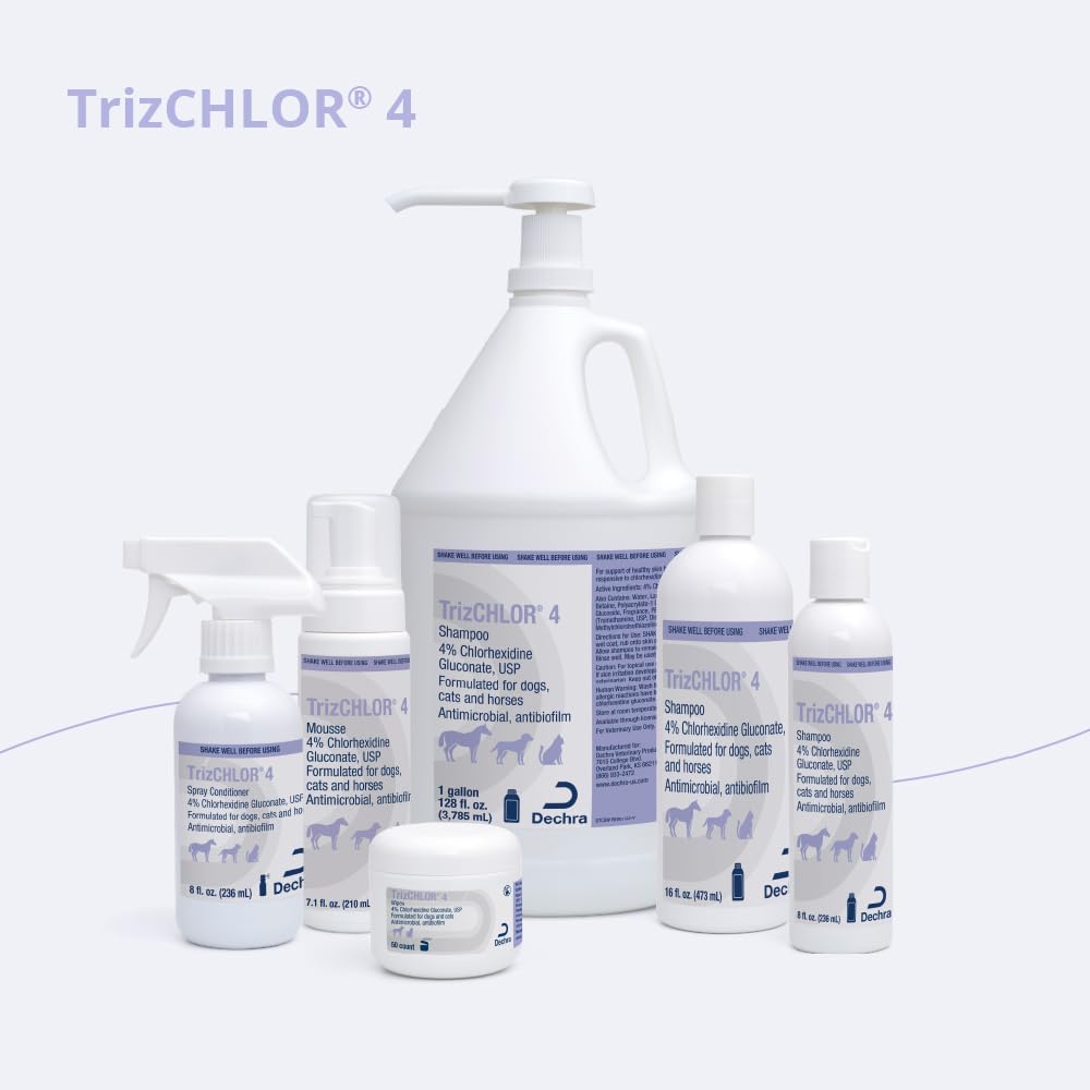TrizCHLOR 4 Wipes cat application supports gentle area cleansing
