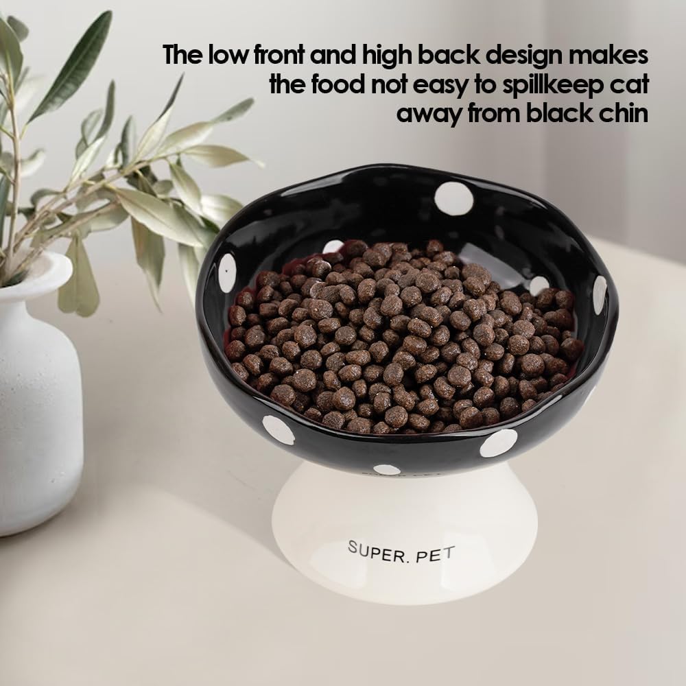 TRUNDISAN centered-feeding design keeps food in bowl and reduces spills.