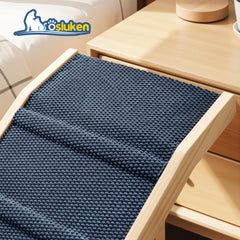Tsukiko wooden-frame ramp demonstrates sturdy, stable support up to 220 lbs.