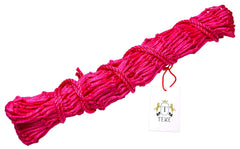 T TEKE slow hay net side view highlighting sturdy 6 mm drawstring.