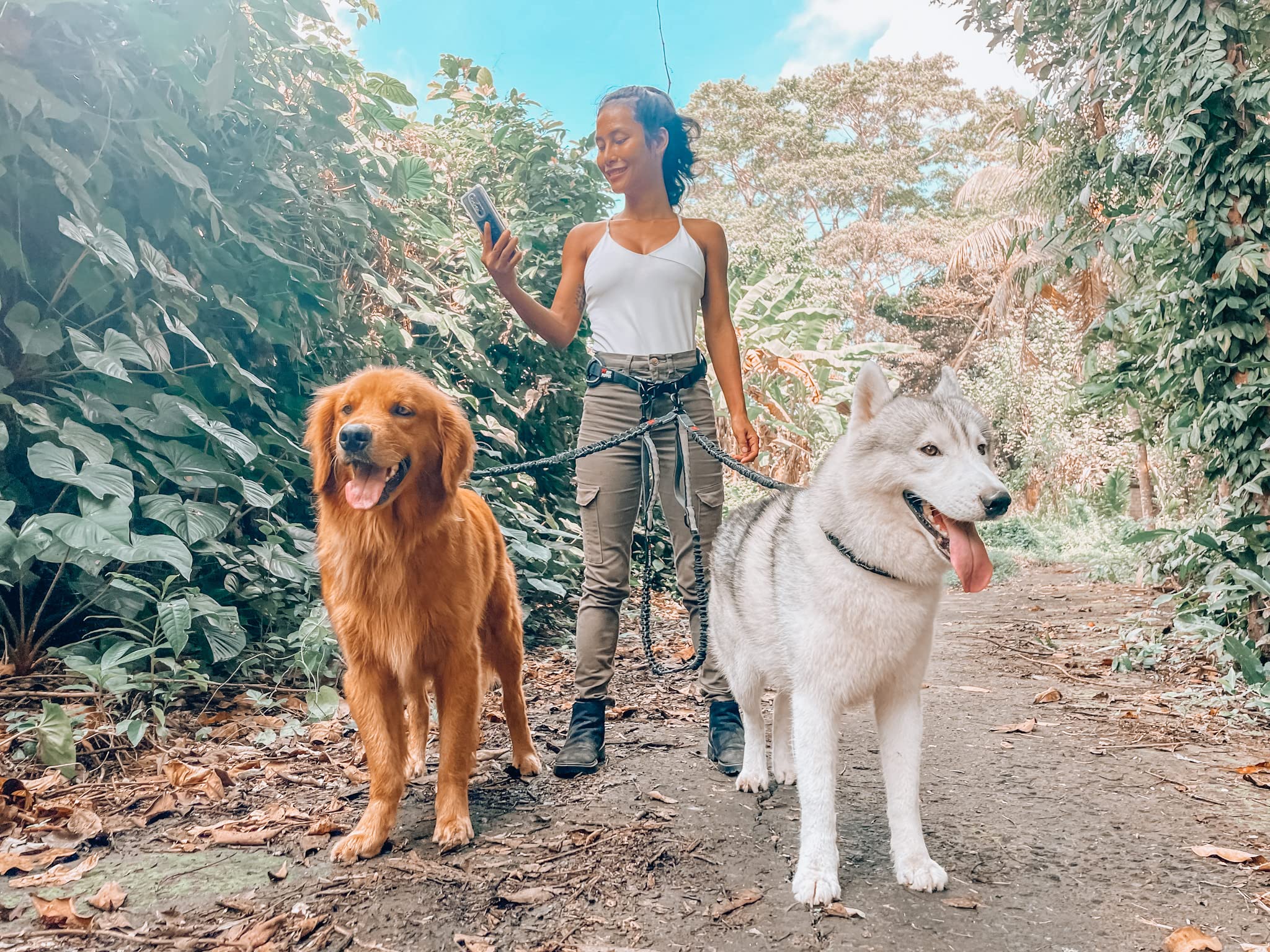 Tuff Pupper extendable leash allows adding more dogs for hands-free walks.