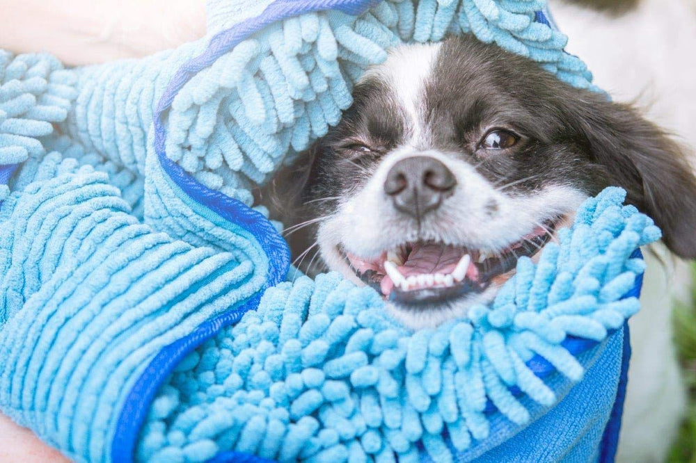 Tuff Pupper quick dry towel absorbs mud and rain efficiently