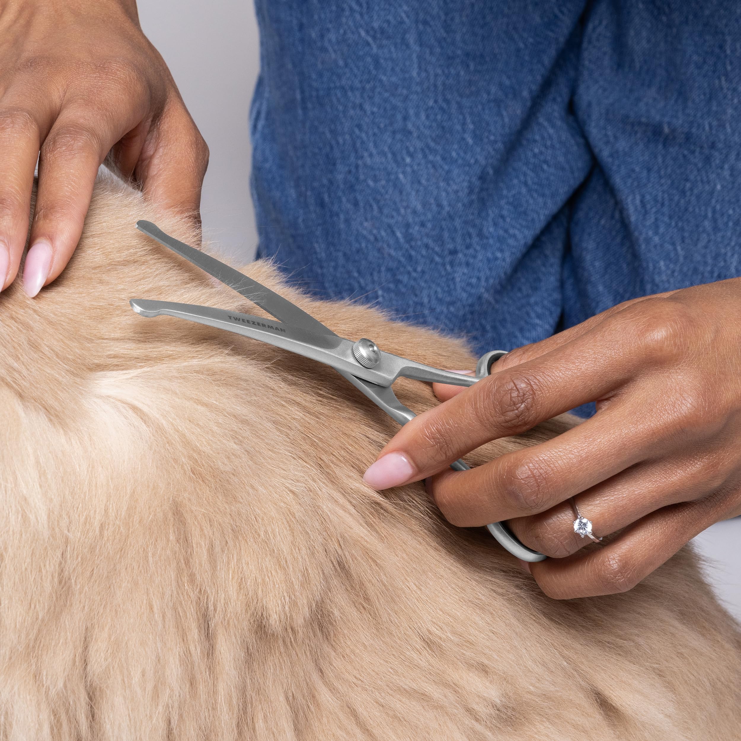 Tweezerman pet grooming scissors lightweight design reduces hand fatigue.