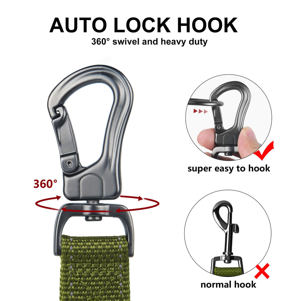 TwoEar leash close-up of the auto-lock hook for quick, secure use.