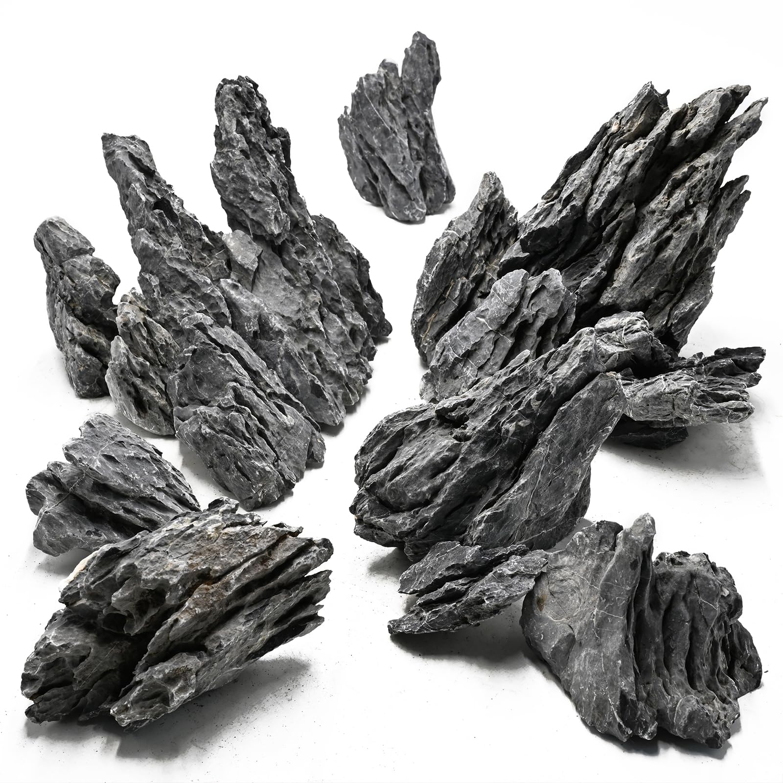 Unocho Seiryu stone natural formation enhances aquarium scenery and caves