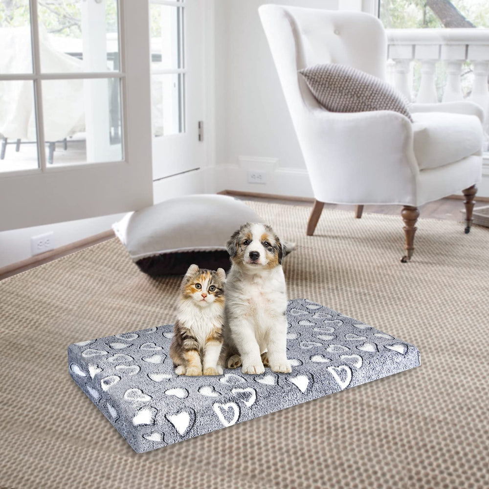 VANKEAN bed ships vacuum-compressed to save space.