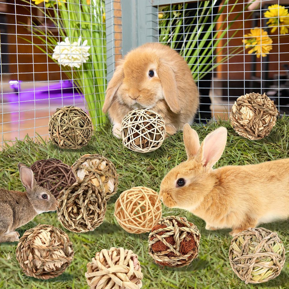 VESPRO Corn Leaves Ball with natural textures invites gnawing and play.