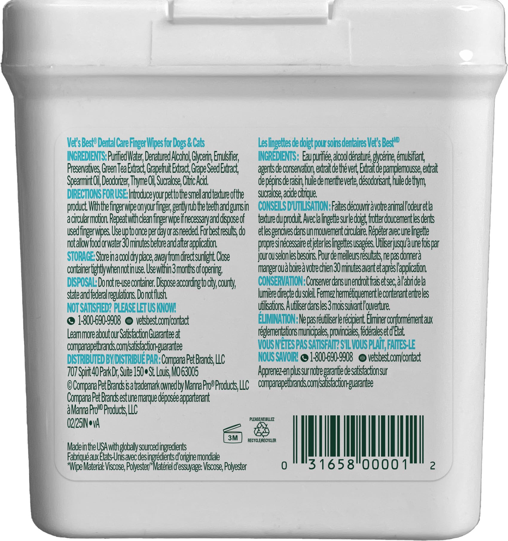 Vet's Best wipes suitable for both dogs and cats in use.