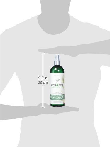 Vet's Best Moisture Mist natural ingredients like sage and aloe nourish the coat.