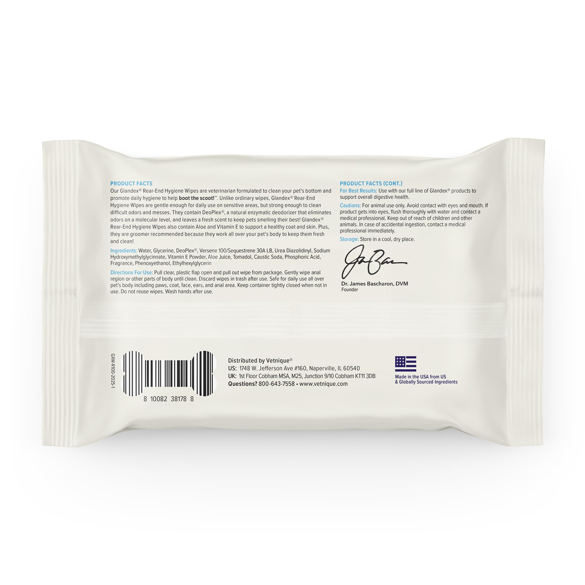 Vetnique Glandex dog wipes around the face for gentle cleansing.