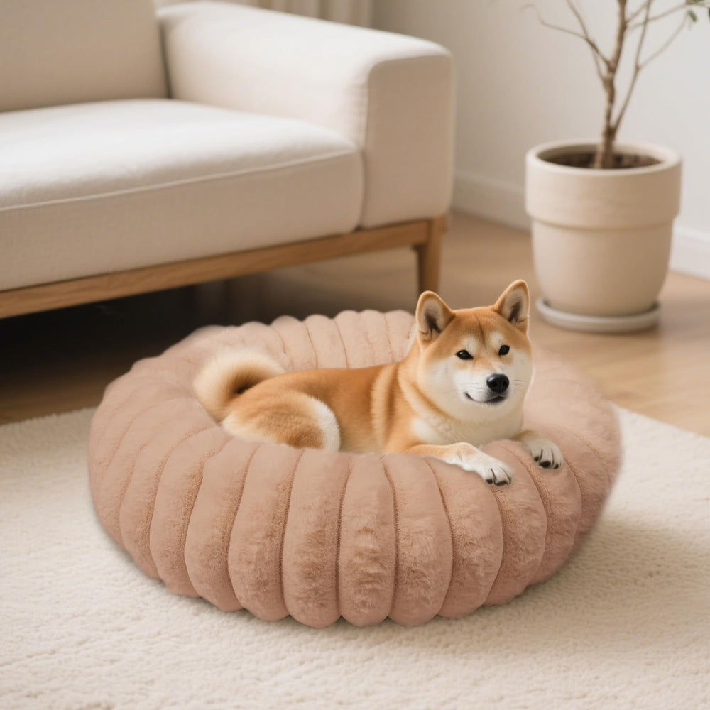 Vhen When Donut Bed top view showing plush fur and circular design for cozy relaxation.