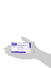 Virbac ALLERDERM OmegaDerm daily liquid poured over pet food.