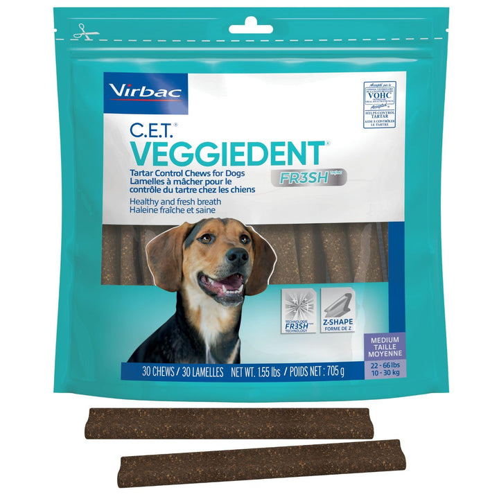 Virbac CET VEGGIEDENT FR3SH chews in pack front view for daily dental cleaning.