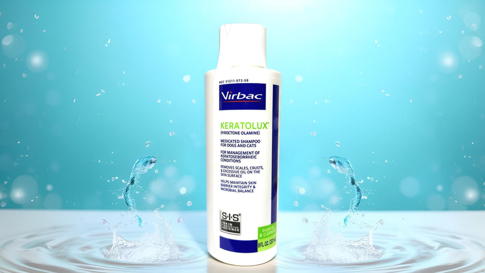 Virbac KERATOLUX shampoo lather on pet fur promotes cleanliness and fresh scent.