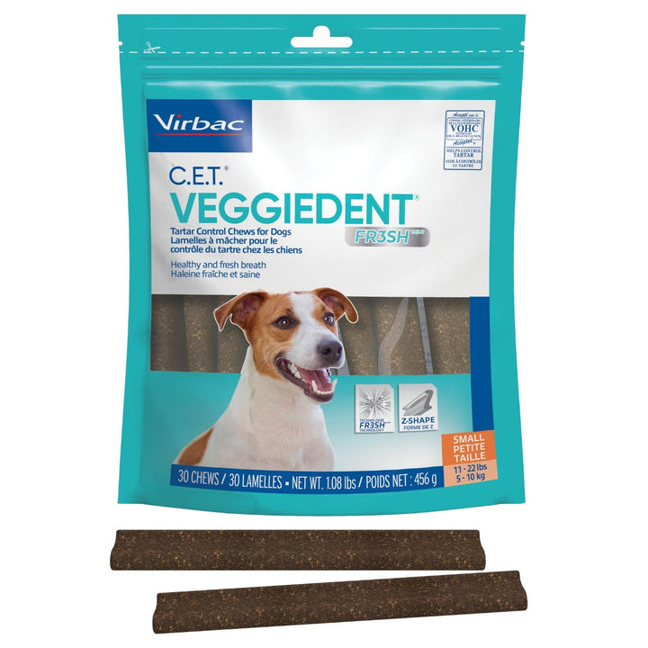 Virbac VeggieDent FR3SH bag with 30 chews for easy daily dental care.