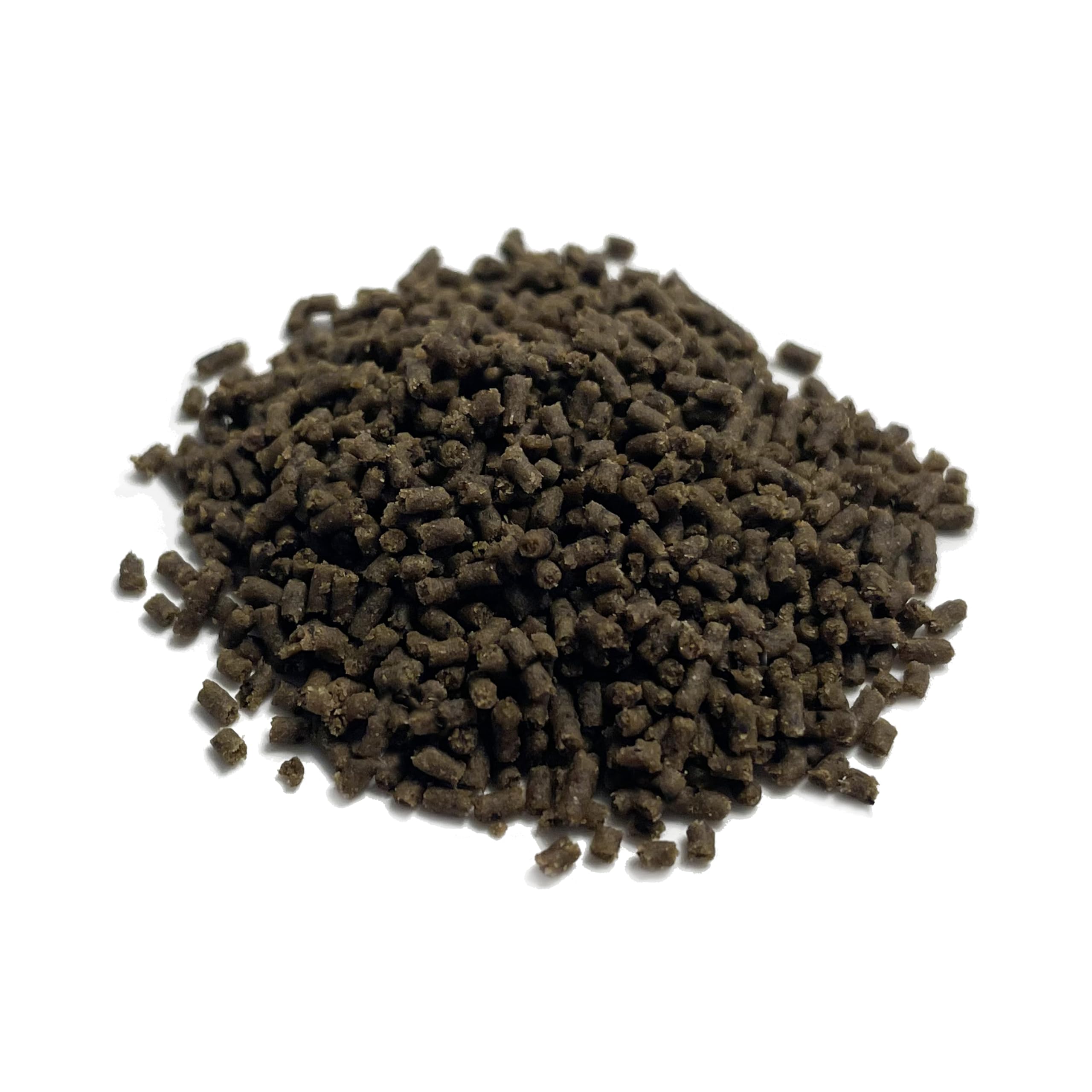 Vitalis Marine Algae Pellets 1mm serving in tank demonstrates slow sinking nutrition for herbivores.