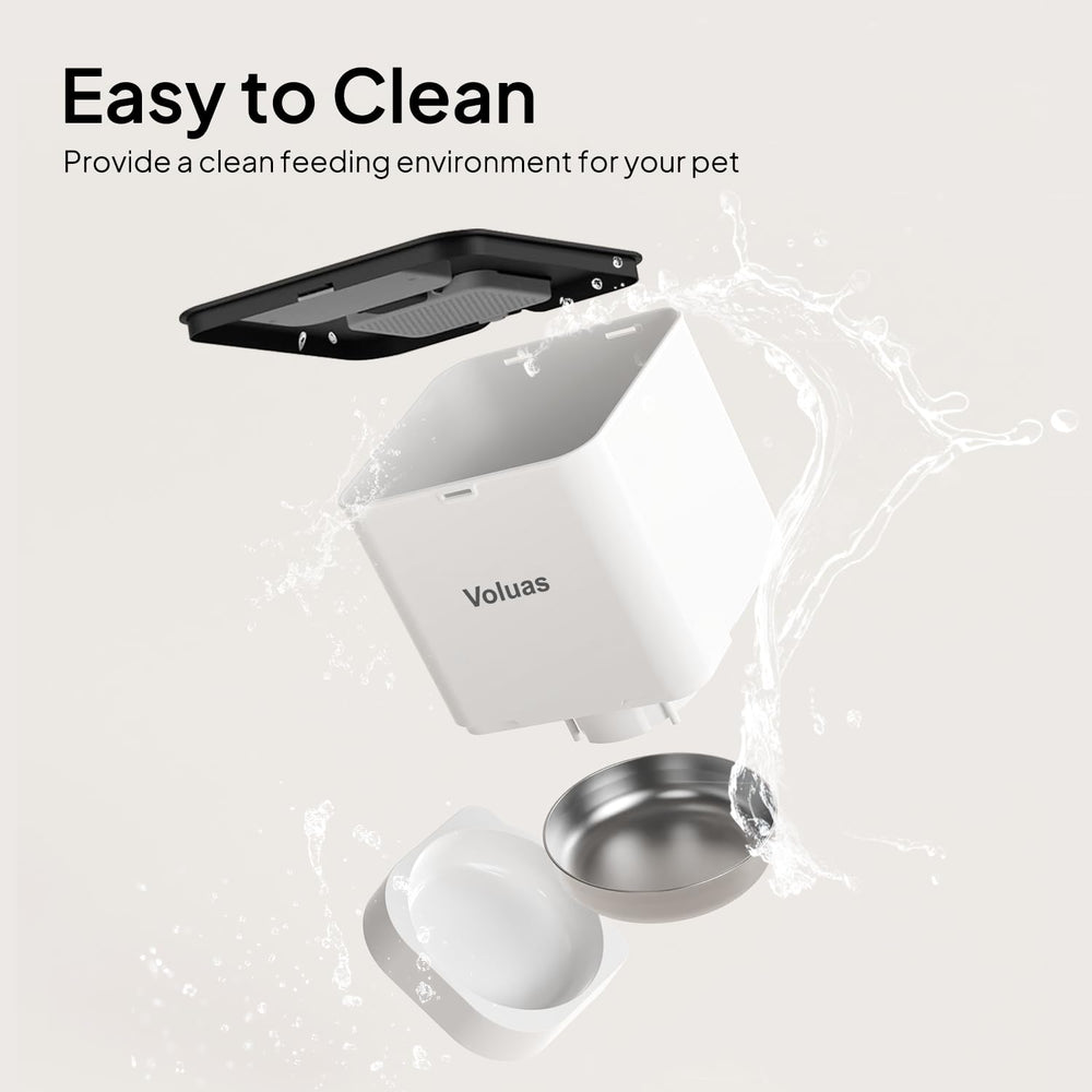 Voluas device showing voice recording feature for mealtime cue.