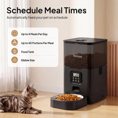 Voluas desiccant compartment view ensures kibble freshness.