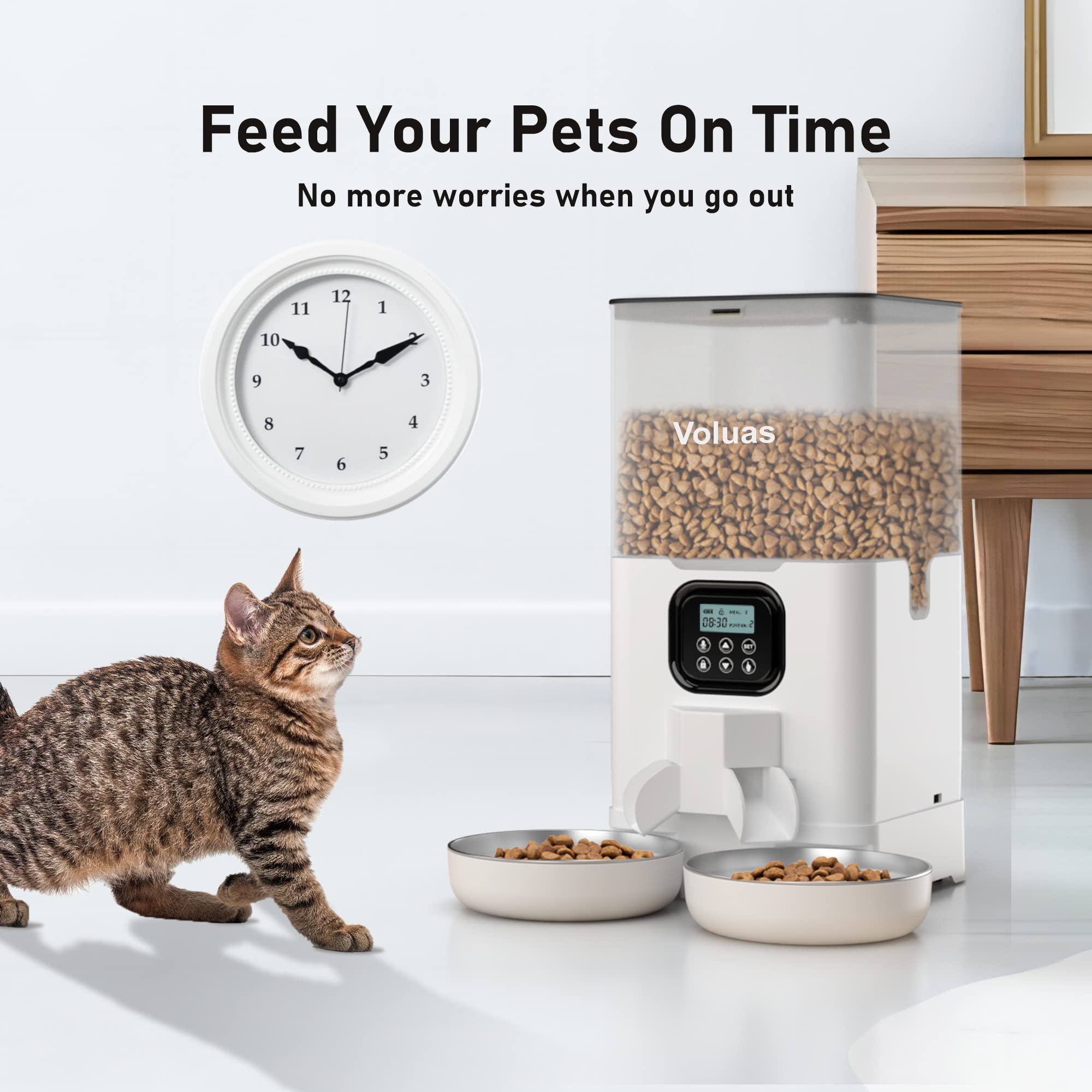 Voluas pet-proof top cover keeps meals secure until scheduled time.
