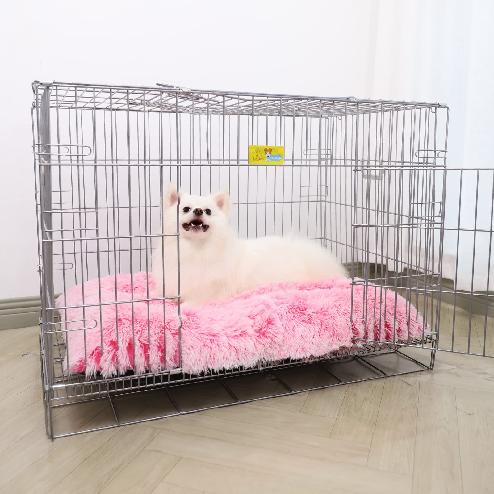 Vonabem anti-slip bottom keeps the bed secure on floors.