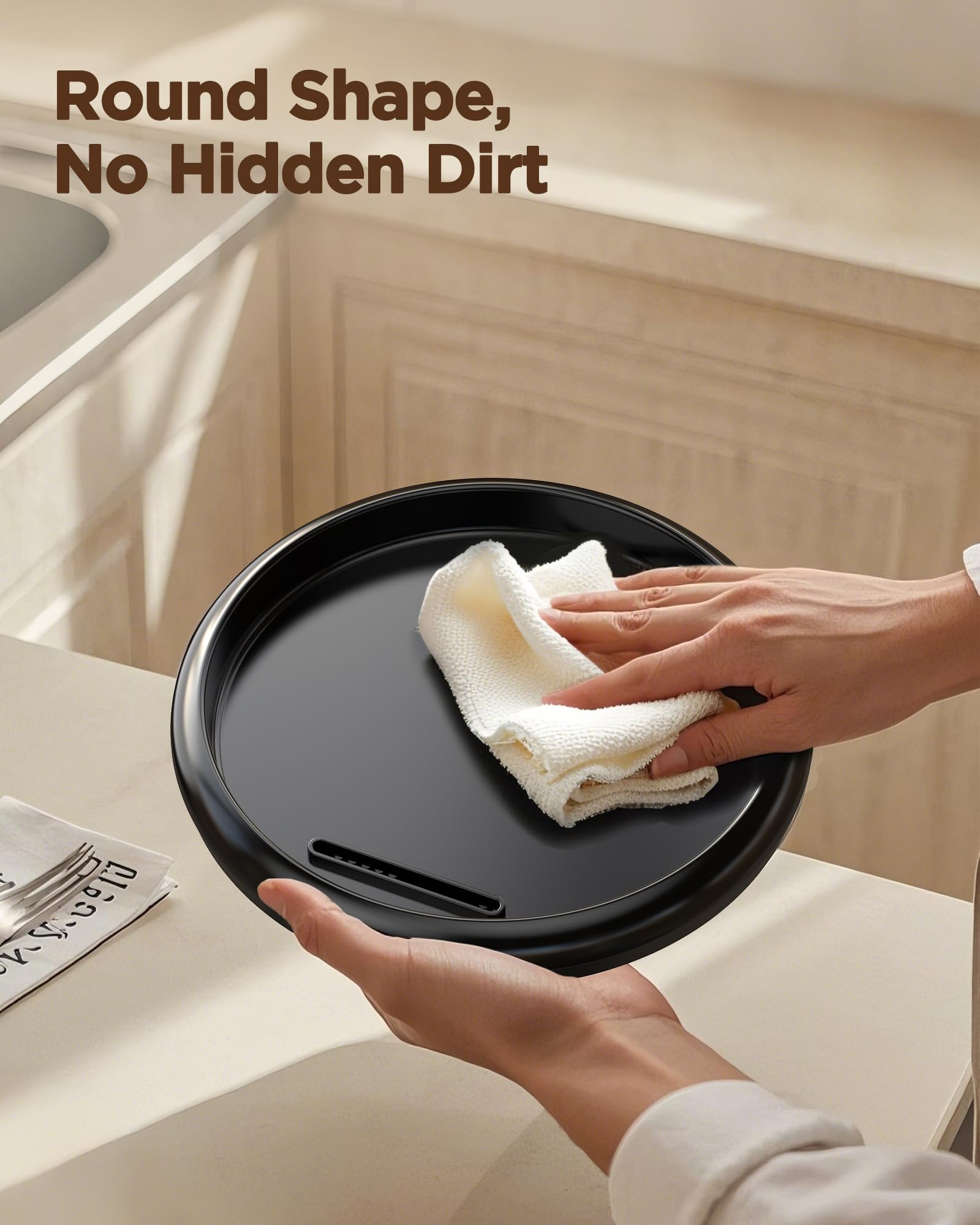 VOUAAOOD cat water fountain compact-design fits small spaces with minimal footprint.