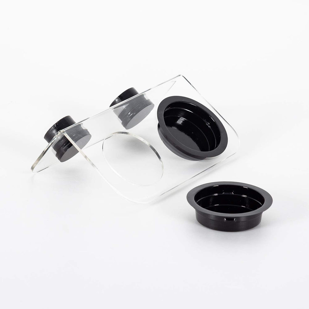 WACOOL six-cup reptile feeder set for water and food.