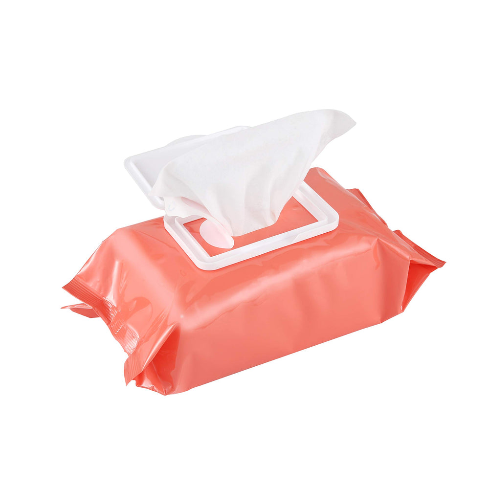 Zesty grapefruit scent leaves coats smelling fresh without overpowering the dog.