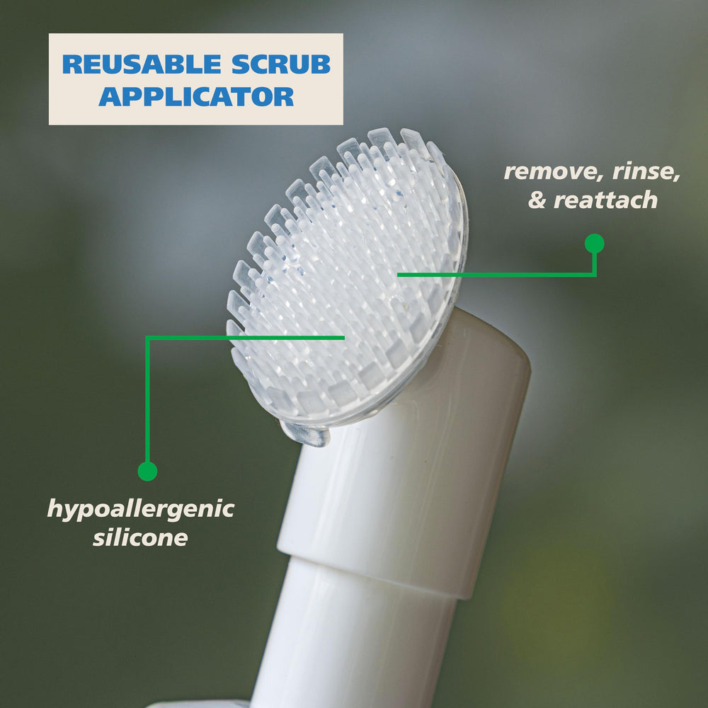 Wahl Coconut Lime Verbena scent paw cleaner for fresh smelling paws.