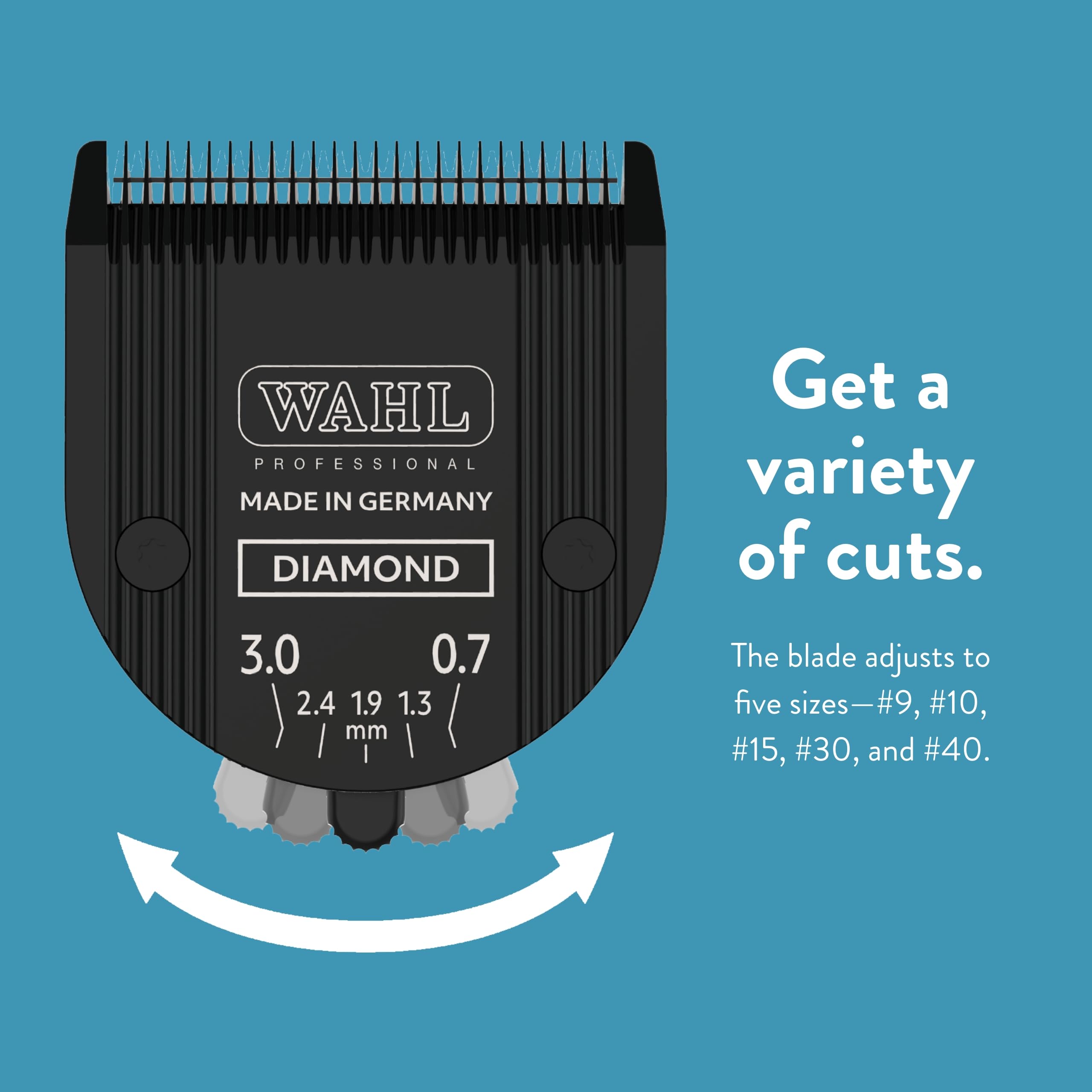 Low-maintenance blade with extended service life for busy grooming sessions.