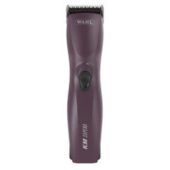 Wahl Pro Animal KM Supera cordless clipper battery indicator for long grooming sessions.
