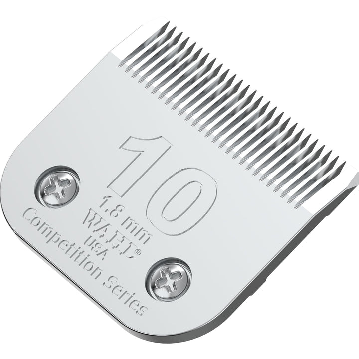 Wahl Professional Animal 10 blade close-up showing precision cut for pet grooming