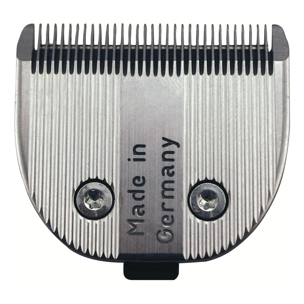 Wahl Professional Animal MiniArco 30 blade with precise cut for pet grooming.